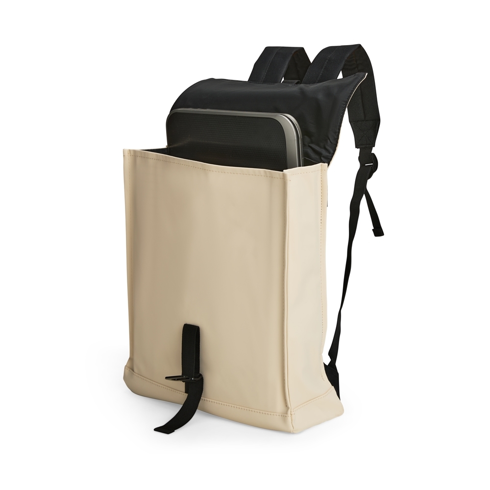 Mochila de Couro Sintético